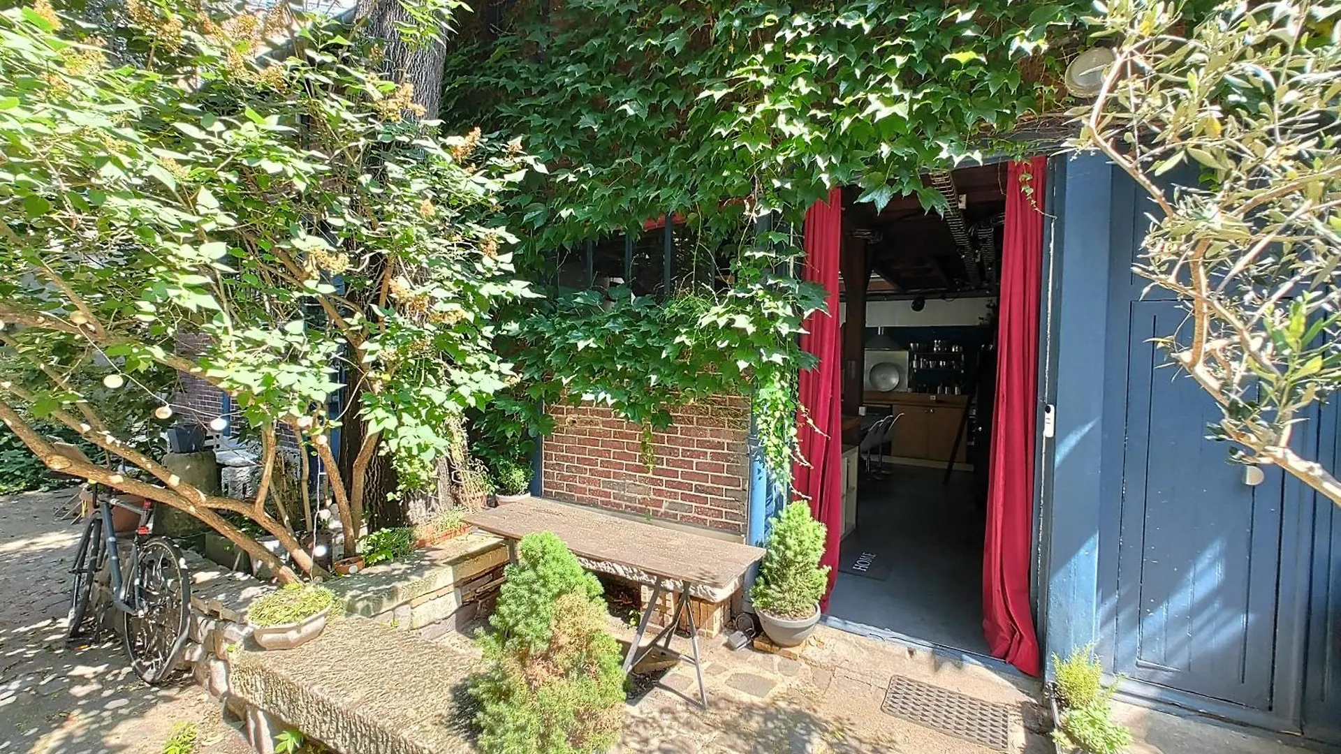 Atelier D'artiste - Loft With Garden Center Of *